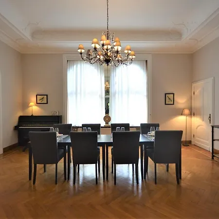 Bed & Breakfast De Noailles 4*