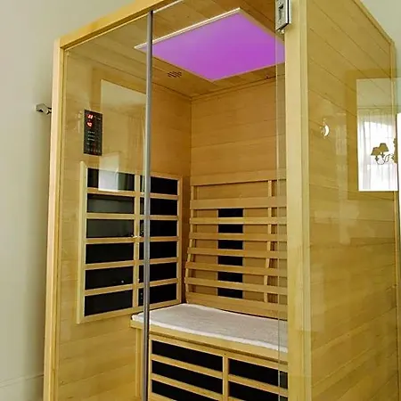 De Noailles Oda ve Kahvaltı Spa