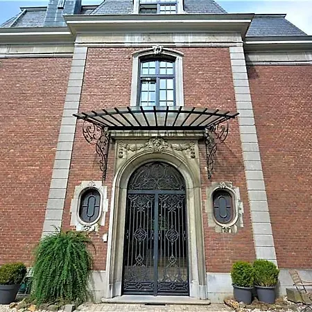 Oda ve Kahvaltı De Noailles Spa